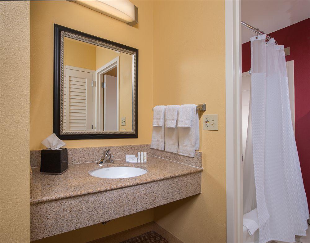 Courtyard By Marriott Annapolis Hotel Buitenkant foto
