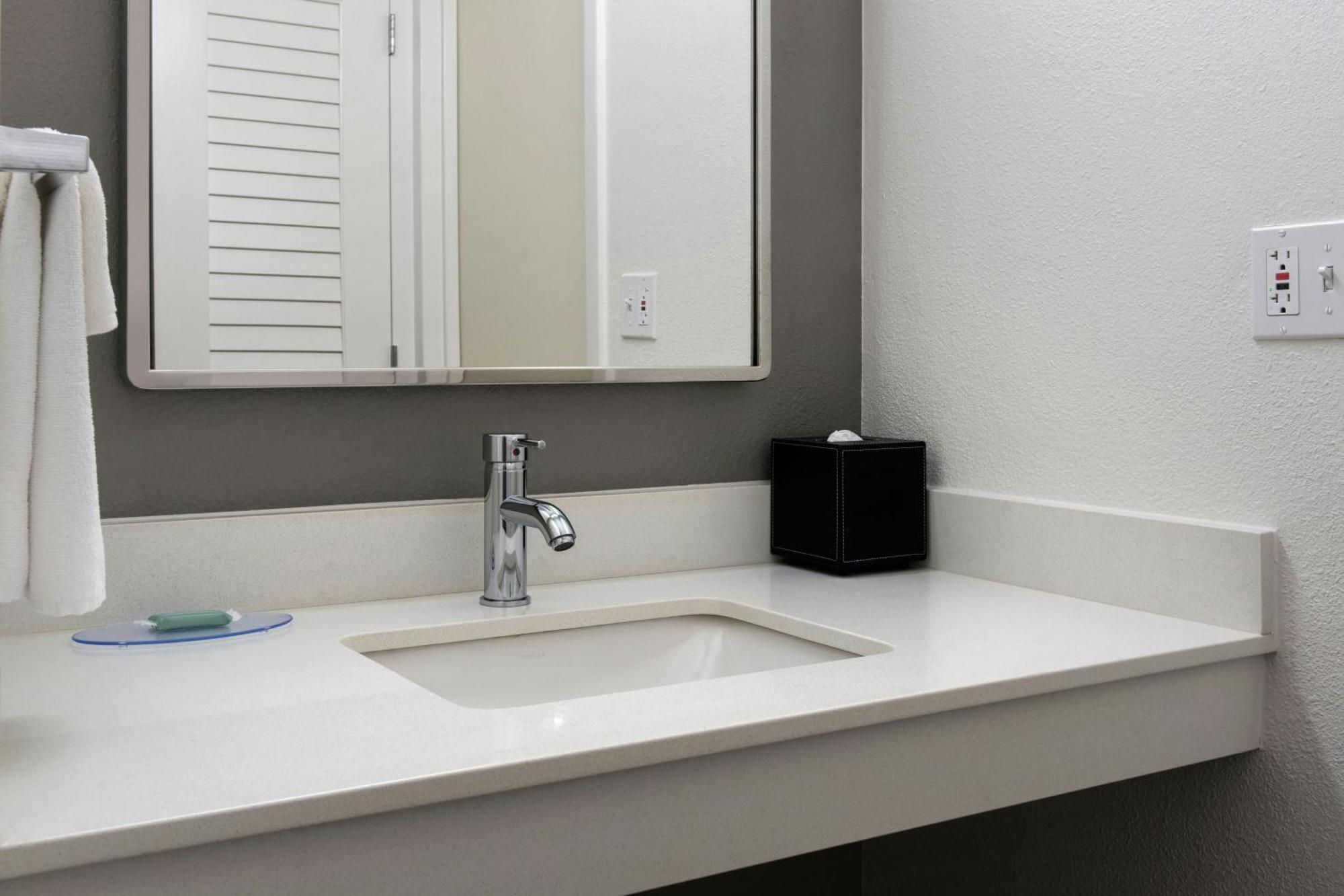 Courtyard By Marriott Annapolis Hotel Buitenkant foto